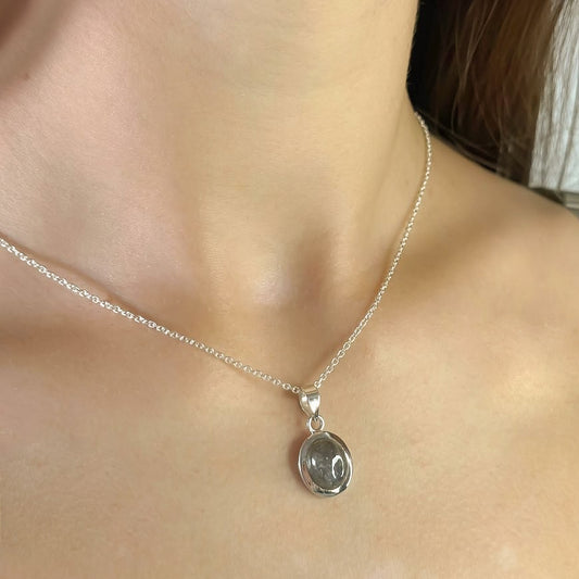 Emma Labradorite Necklace