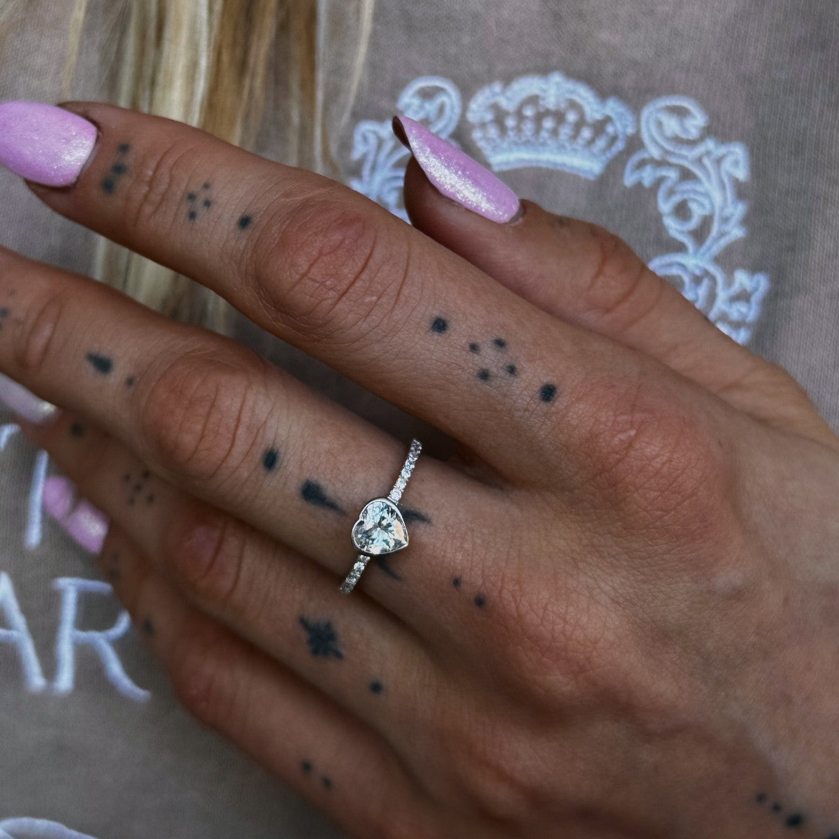 Anillo de corazón de plata de ley