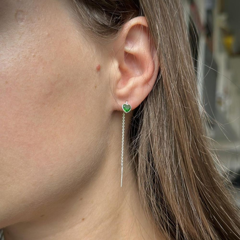 Pendientes de cadena con forma de corazón de plata de ley