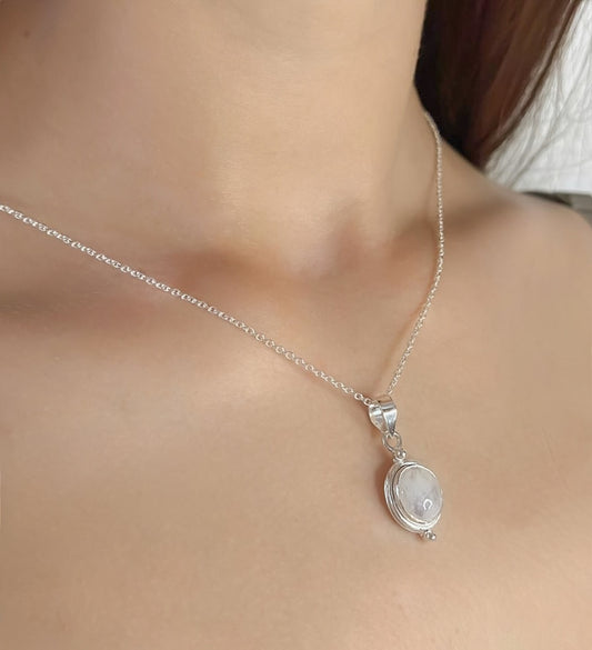 Sterling Silver Moonstone Pendant Necklace