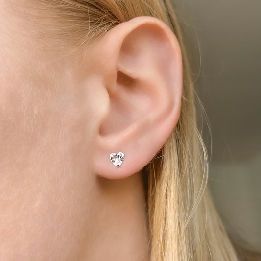 3-7 mm auskariukai su širdelės formos cirkoniu