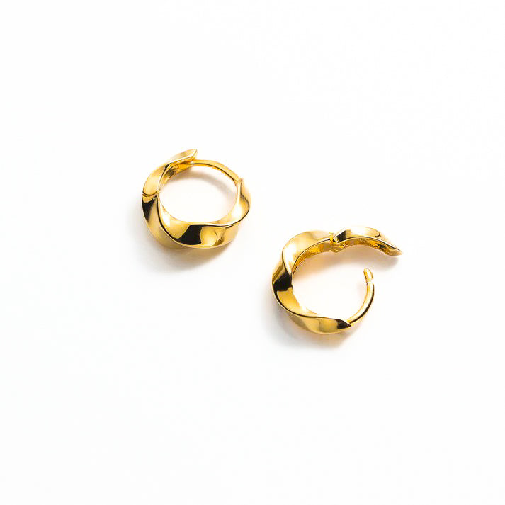 Aros trenzados de plata de ley