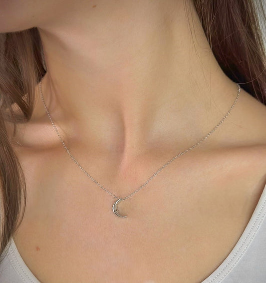 Collar de luna de plata de ley