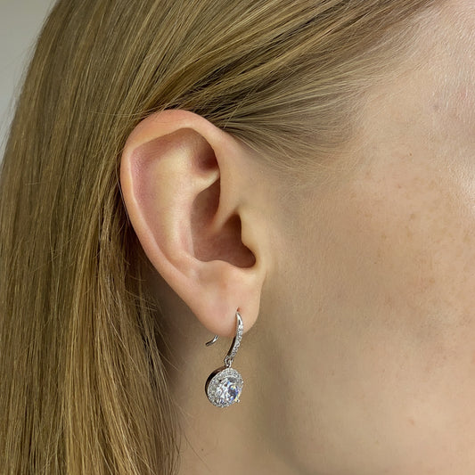 Pendientes de plata de ley con circonitas redondas