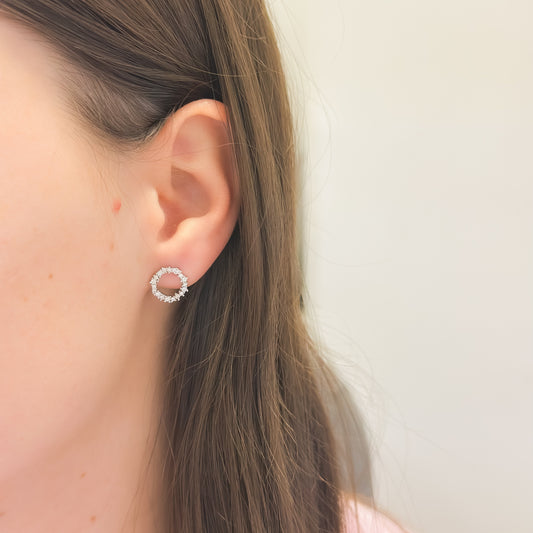 Pendientes circulares de circonita cúbica de plata de ley