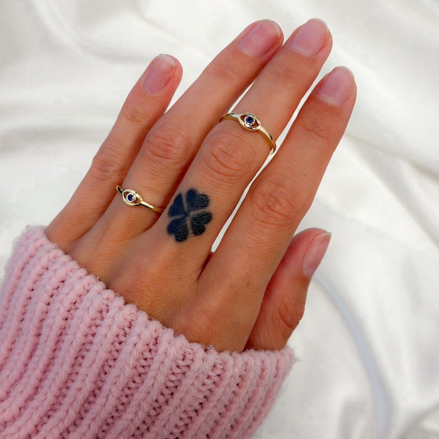 Anillo de Plata de Ley con Ojo de Circonita Cúbica