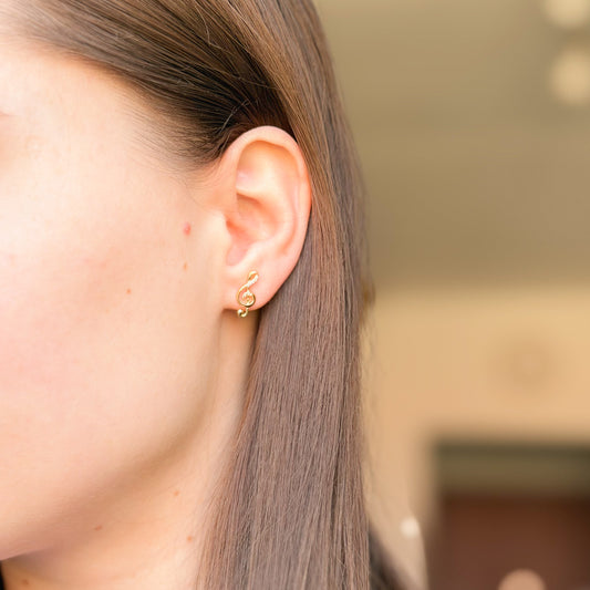 Pendientes de clave de sol de plata de ley