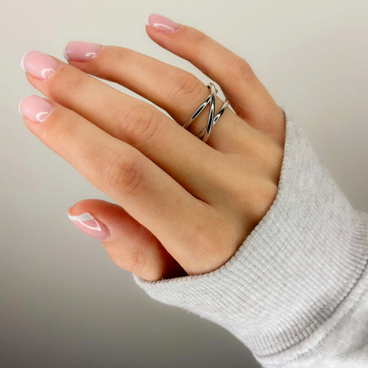 Anillo enorme de plata de ley